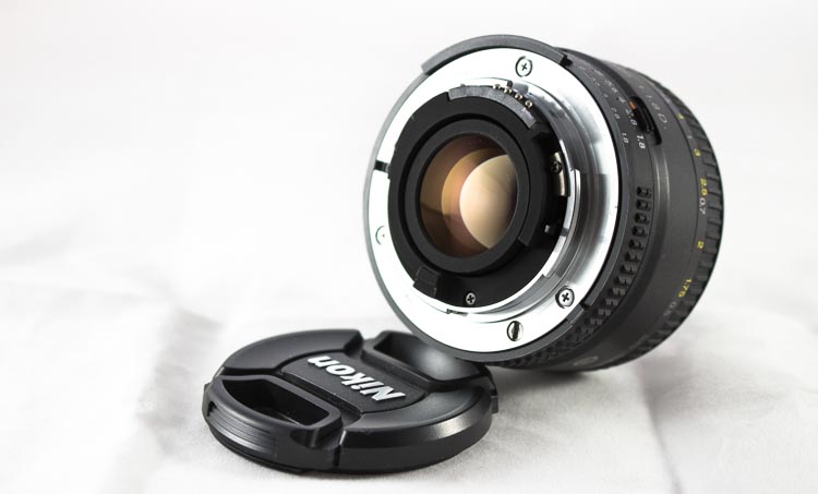 nikon 50mm f/1.8d байонет