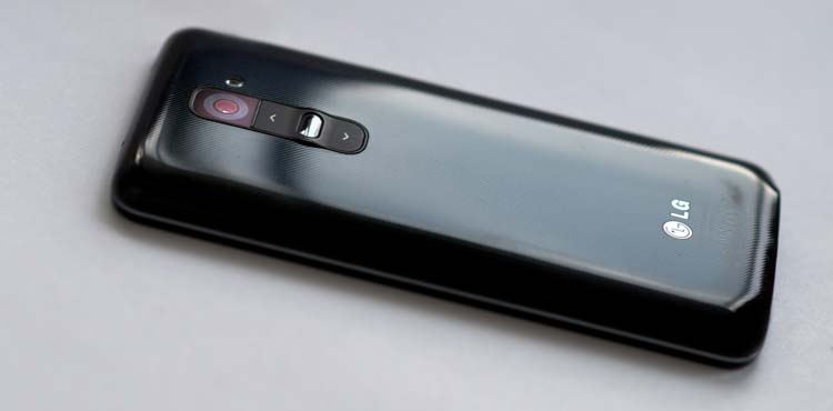 lg g2 обзор, задняя панель