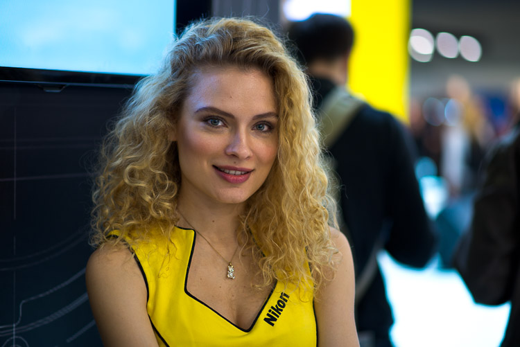 девушка nikon