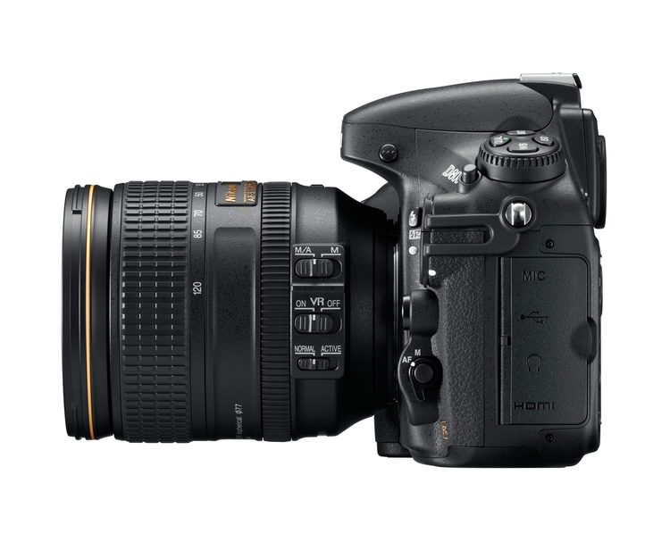 Полнокадровая зеркальная камера Nikon D800