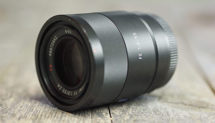 Объектив Sony Zeiss Sonnar T* FE 55mm F1.8 ZA