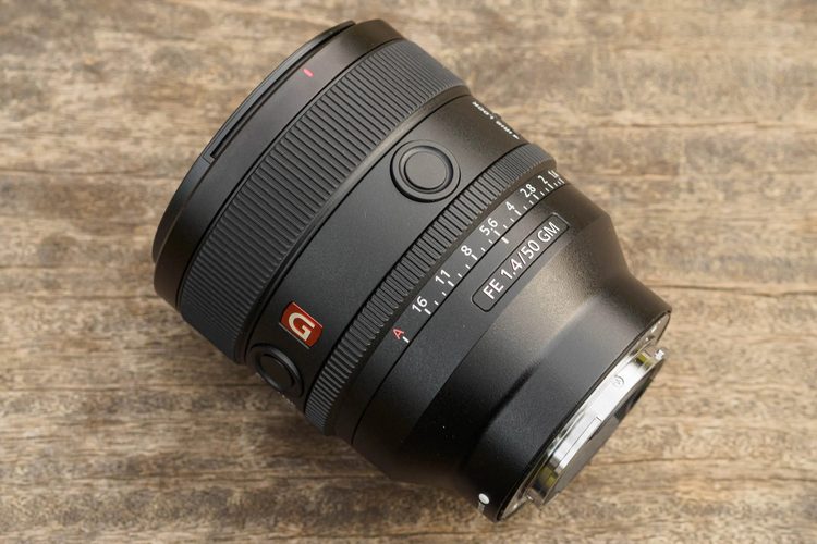 Объектив Sony FE 50mm F1.4 GM