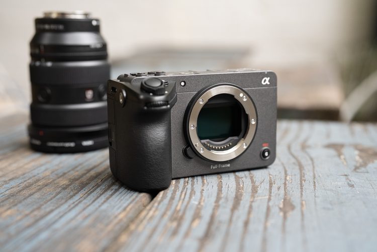 Полнокадровая кинокамера Sony FX5 без объектива