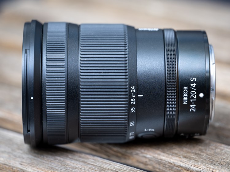 Объектив NIKKOR Z 24-120mm f/4 S