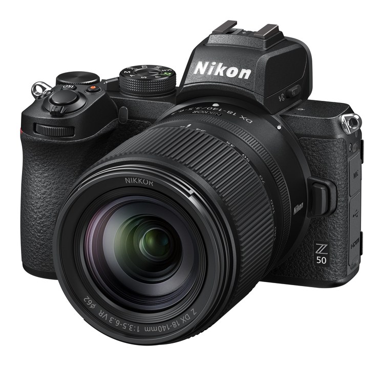 Объектив NIKKOR Z DX 18-140mm f/3.5-6.3 VR
