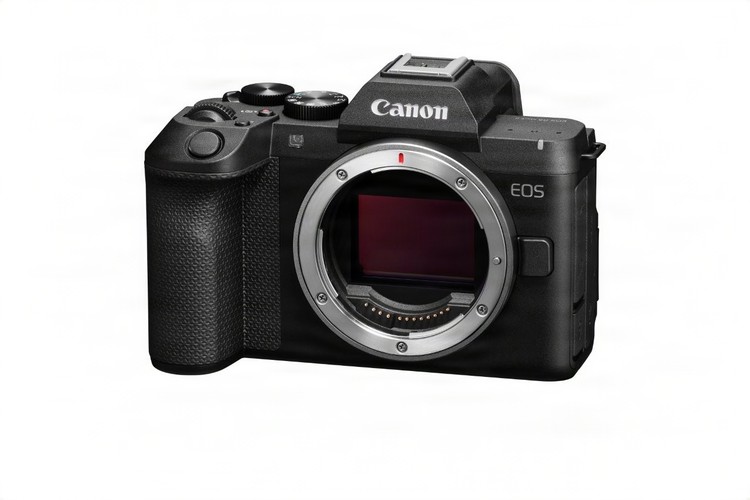 Canon EOS R8 Mark II без объектива, вид спереди