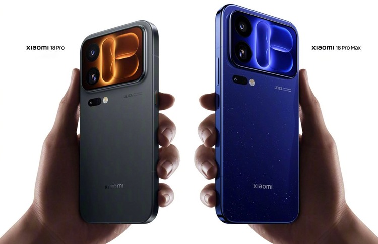 Xiaomi 18 Pro слева и Xiaomi 18 Pro Max справа
