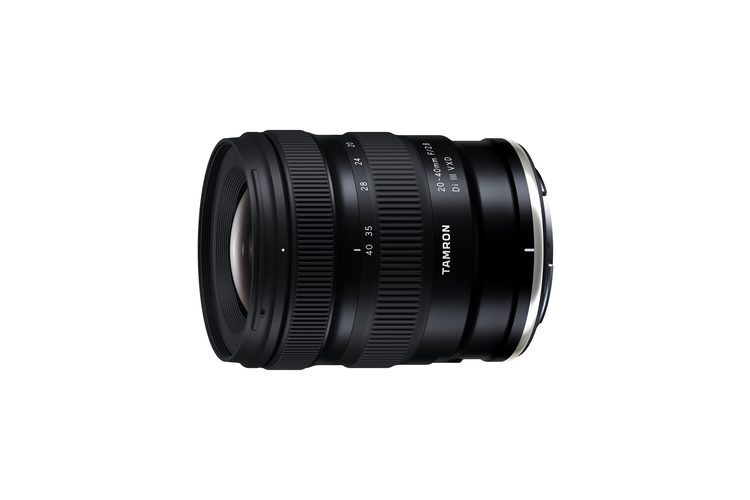 Tamron 20-40mm F2.8 Di III VXD для Nikon Z, вид сбоку